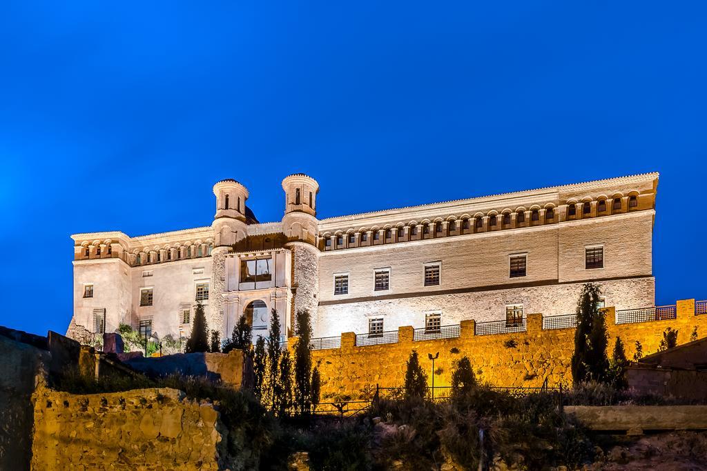 Hospederia Palacio Papa Luna Illueca Екстер'єр фото